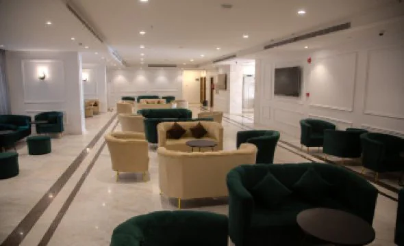 King room at Cent Azizia Hotel - Makkah | Al-Bayt